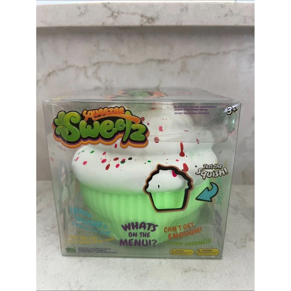 Sweetz Green cupcake  Squishy Toy Stress Sensory